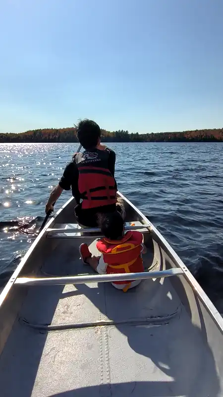algonquin canoe lake 划船 
date: 2025-10-02