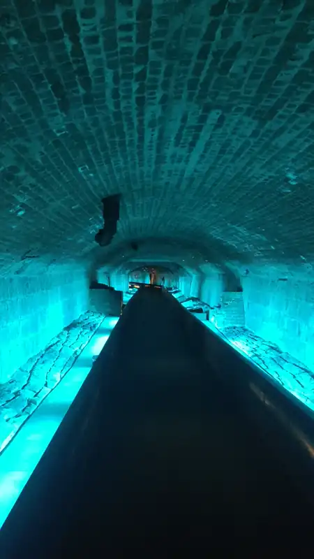 考古历史博物馆 tunnel 
date: 2025-10-15